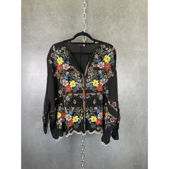Johnny Was‎ Black Embroidered Blouse MSRP $310 Size M - Picture 3 of 11